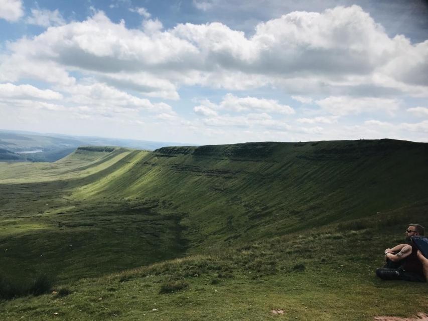 Entire Venue With Accommodation Sleeps Up To 19 - Waterfall Country Escape Wales Coelbren 外观 照片